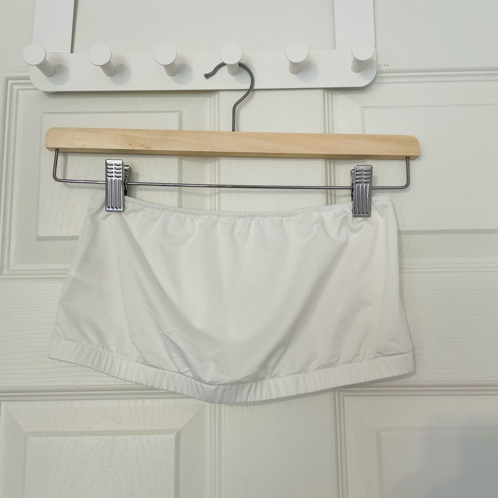 Brand new In's Strapless Bandeau Bra